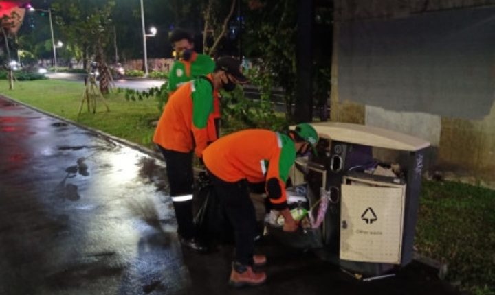 Jumlah Sampah Malam Tahun Baru Menurun Signifikan Di DKI Jakarta