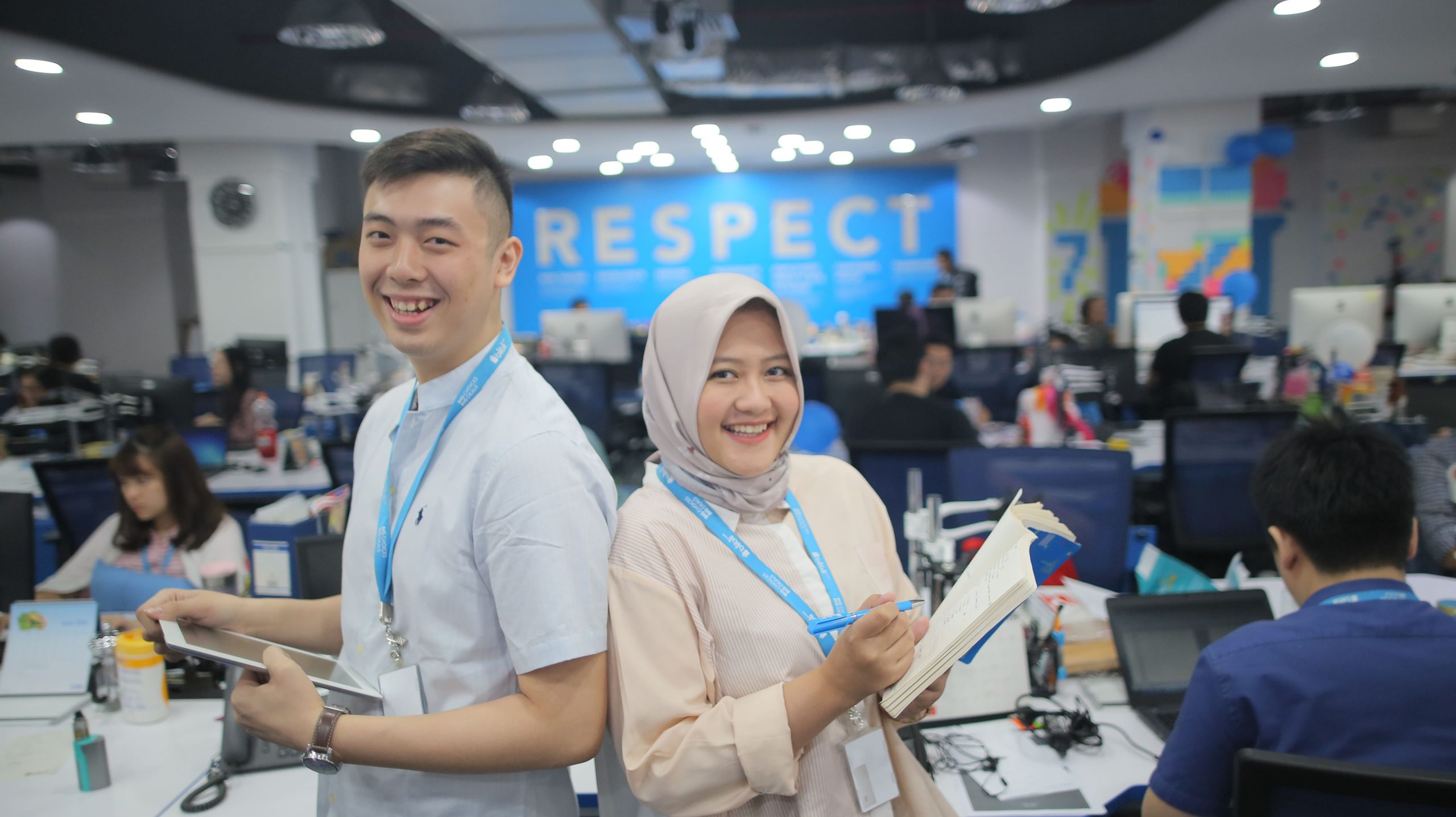 Misteri Sinyal 'Hantu' di Maluku: Kekayaan Laut Melimpah, Tapi Akses Digital Masih 'Zaman Batu'?