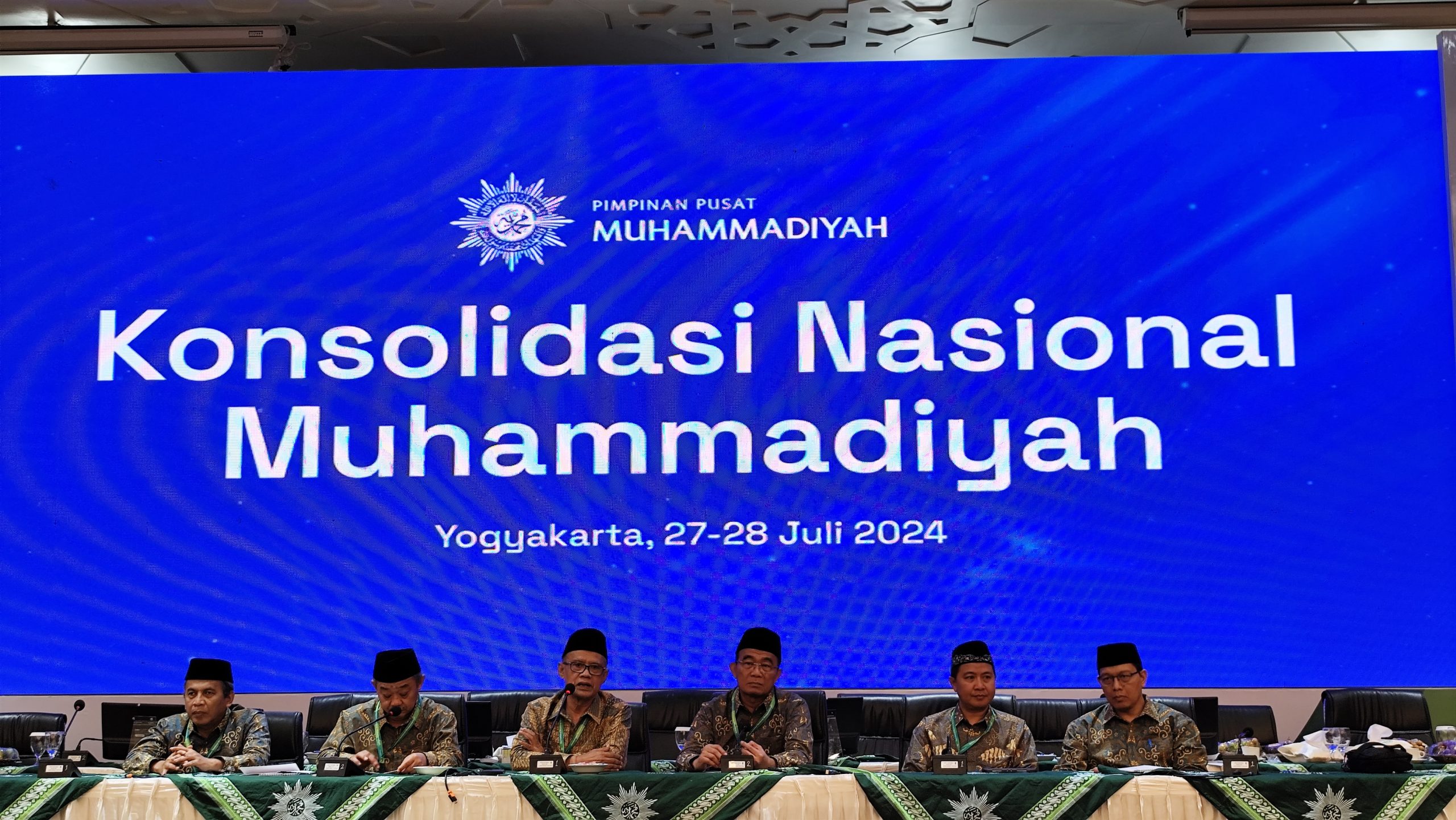 Pernyataan Muhammadiyah menerima Izin Usaha Tambang yang ditawarkan Pemerintah (foto: Deny Hermawan)